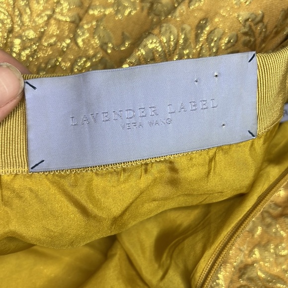 Vera Wang Gold Floral Pleated Skirt Sz 4 Metallic Silk Blend Lavender Label - Picture 9 of 10